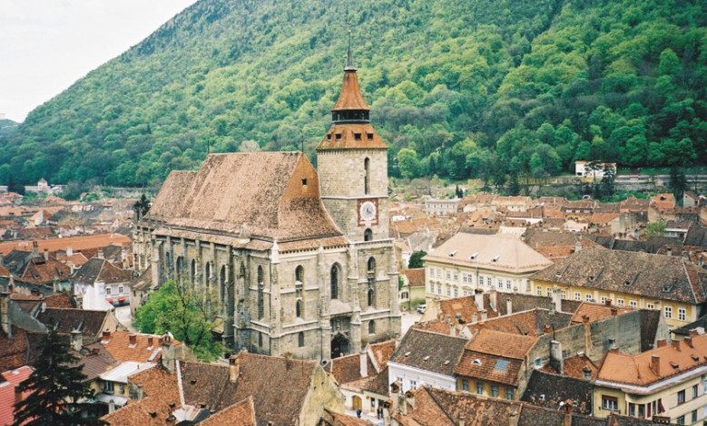 Biserica Neagră se alătură acțiunii „Brașovul citește” 5 | MyTex.ro