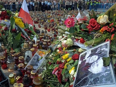 Astăzi au loc funeraliile președintelui Poloniei 5 | MyTex.ro