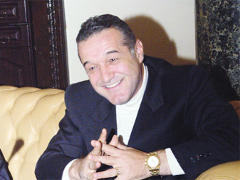Gigi Becali, atacat din toate părțile 5 | MyTex.ro