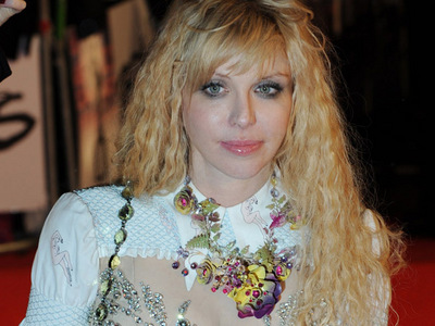 Courtney Love nu mai vrea să încaseze bani de pe urma lui Kurt Cobain 5 | MyTex.ro