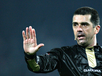 Fost arbitru reținut pentru luare de mită 5 | MyTex.ro