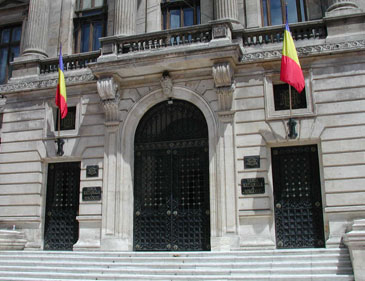 Statul se îndatorează tot mai mult 5 | MyTex.ro