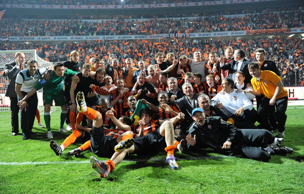 Mircea Lucescu și Răzvan Raț, din nou campioni în Ucraina 5 | MyTex.ro