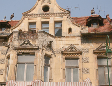 Degradare: Încet, dar sigur, centrul istoric al Brașovului devine o ruină 5 | MyTex.ro