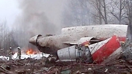 Ipoteză: Avionul lui Kaczynski s-a prăbușit din cauza celularelor 5 | MyTex.ro