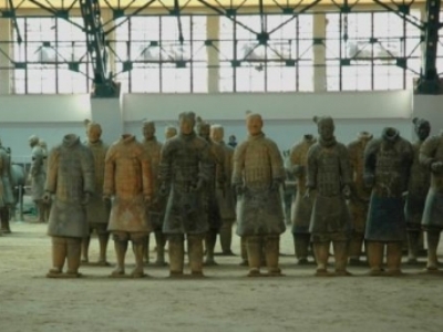 Luptători din teracotă, descoperiți în China 5 | MyTex.ro
