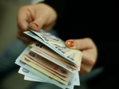 Mai puține venituri decât s-a preconizat 5 | MyTex.ro