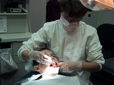 Recoltarea de celule stem din dinți se poate face și la Brașov 5 | MyTex.ro