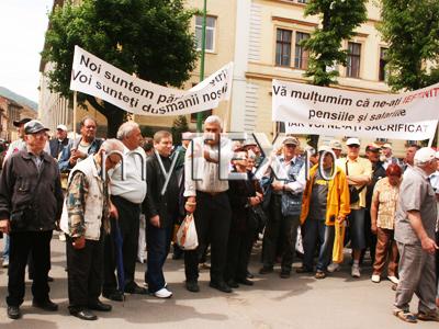 Două proteste neautorizate, ieri, la Prefectură 9 article_255081_2.jpg