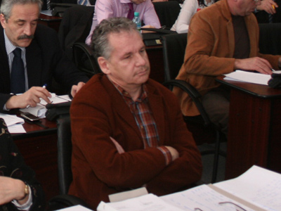 Consilierii PD-L vor sesiza Prefectura privind decizia CJ de a rectifica bugetul pe 2009 5 | MyTex.ro