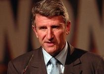 Fiul unui politician francez și-a violat fratele mai mic 5 | MyTex.ro