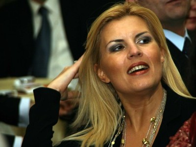 Udrea: Dacă Patriciu și-ar plăti datoriile către stat, nu s-ar mai reduce pensiile 5 | MyTex.ro