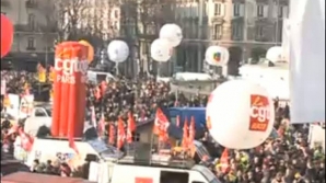 Zi de grevă generală în Franța 5 | MyTex.ro