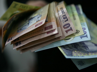 Statul dublează criza 5 | MyTex.ro