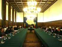 Guvernul adoptă măsurile de austeritate 5 | MyTex.ro