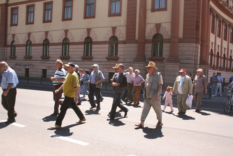 Brașov. Protest al femeilor din PSD 24 article_257209_7.jpg