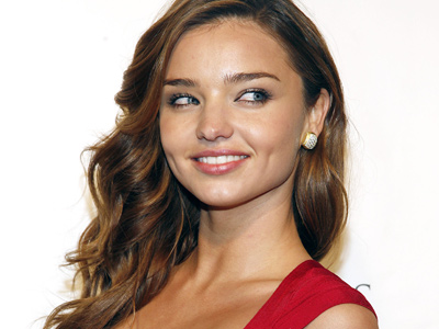 Miranda Kerr a pozat nud pentru catolicism 5 | MyTex.ro