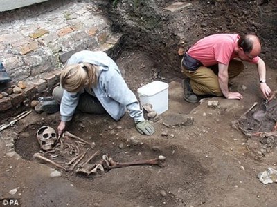 Schelete de gladiatori, descoperite în Anglia 5 | MyTex.ro