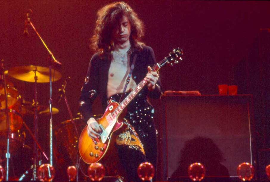 Jimmy Page, premiat la Mojo Awards 2010 6 article_257643_1.jpg