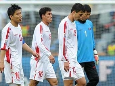 Fotbaliștii nord-coreeni riscă să fie condamnați la muncă silnică 5 | MyTex.ro
