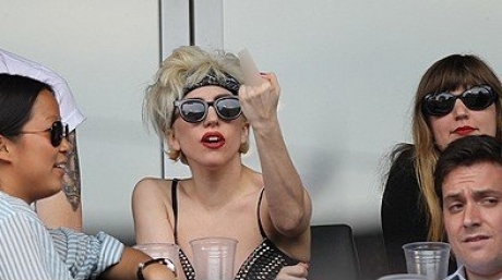 Seinfeld: Lady Gaga este o nenorocită! 5 | MyTex.ro
