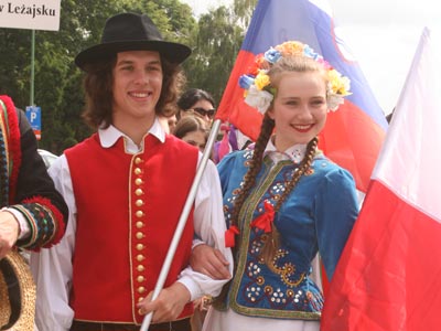 Cântece și dansuri tradiționale din Balcani, la Brașov 5 | MyTex.ro