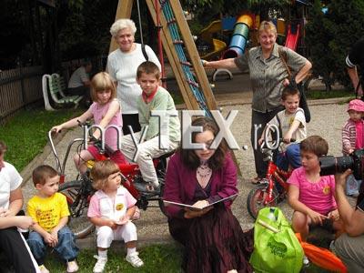 Lectură publică în spații alternative 5 | MyTex.ro