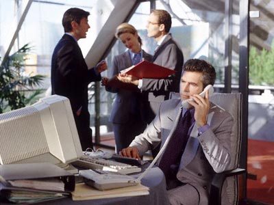 CONSECINŢÃ. Hotărârea recentă a Guvernului își arată primele efecte, Majorarea cotei de TVA afectează mediul de afaceri românesc 5 | MyTex.ro