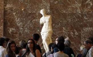 Venus din Milo, expusă din nou la Luvru 5 | MyTex.ro