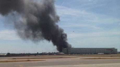 Incendiu pe aeroportul Heathrow 5 | MyTex.ro