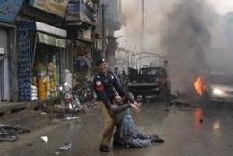 Atac sinucigaș în Pakistan, soldat cu 65 de morți 5 | MyTex.ro