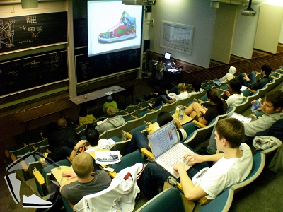 Universitățile de stat, mai scumpe decât cele private 5 | MyTex.ro
