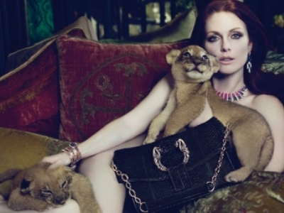 Julianne Moore a pozat nud 5 | MyTex.ro