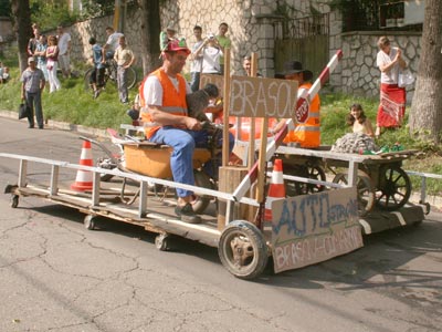 „Autostrada Brașov- Comarnic”, învingătoare la „Cursa Trăsniților” 5 | MyTex.ro
