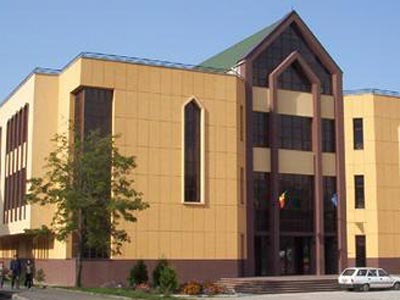 La Universitatea „Transilvania” Brașov au avut loc și geniile, și elevii mai puțin silitori 5 | MyTex.ro