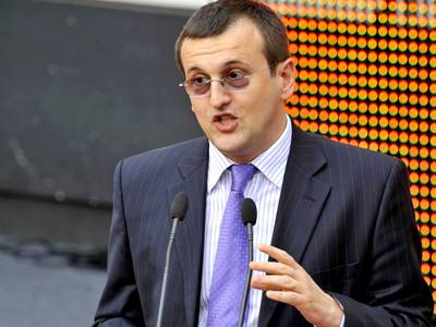 Cristian Preda: Guvernul Boc trebuie schimbat 5 | MyTex.ro