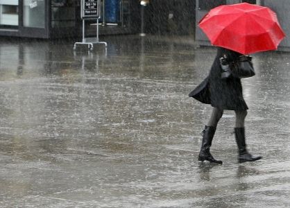 Ploi torențiale în nord, centru și est până mâine la ora 21:00 5 | MyTex.ro