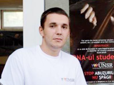 PROTEST. Într-un comunicat de presă, Studenții brașoveni dezaprobă decizia Agenției pentru Tineret de a-i trimite în tabere cu dotări improprii 5 | MyTex.ro
