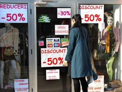 De la 1 august începe sezonul reducerilor de prețuri 5 | MyTex.ro