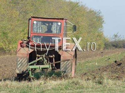 PÂNÃ ÎN 10 SEPTEMBRIE. Termen de la Agenția de Plăți pentru Agricultură, O lună pentru depunerea cererilor de acord prealabil pentru motorina subvenționată 5 | MyTex.ro