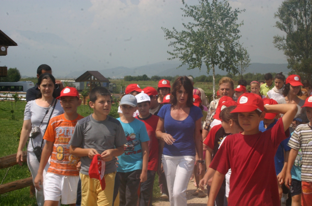 Râșnov. Nadia Comăneci: "Nu mă așteptam la nota perfectă" 12 article_262501_1.jpg