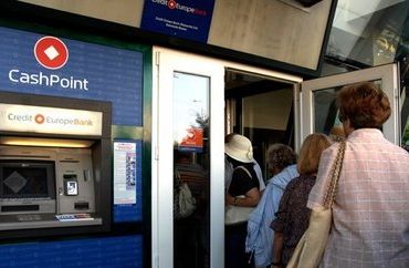Brașov. Mandat de arestare pe numele directoarei de la Credit Europe Bank 5 | MyTex.ro