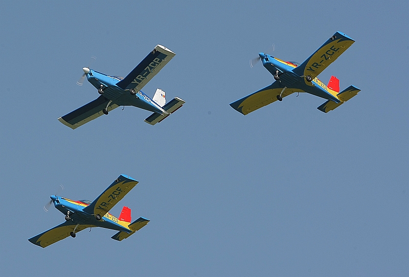 Brașov. TransilAero Show continuă pe Aerodromul Mircea Zorileanu 9 article_262678_2.jpg