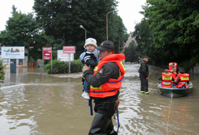 Morți și evacuați în Slovacia, din cauza inundațiilor 5 | MyTex.ro
