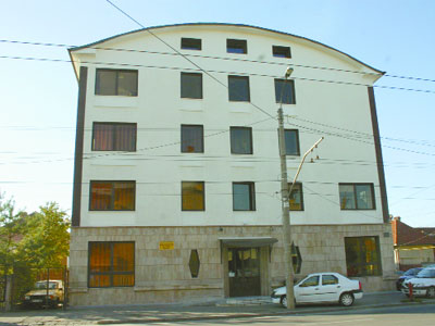 Casa de Pensii Brașov așteaptă încă 30.000 de carnete de muncă la scanat 5 | MyTex.ro