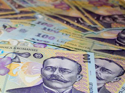 CRIZÃ. Estimări pentru următoarele două luni, Reduceri de salariați și creșteri de prețuri 5 | MyTex.ro