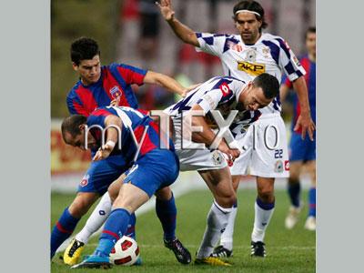Steaua privește campionatul de sus 5 | MyTex.ro