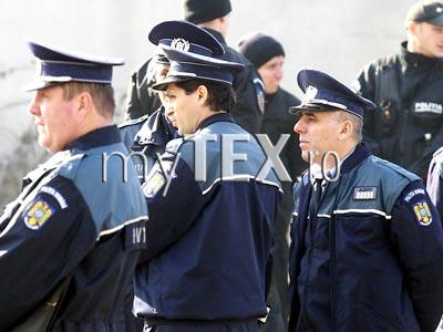 Polițiștii amenință că vor bloca sistemul 5 | MyTex.ro