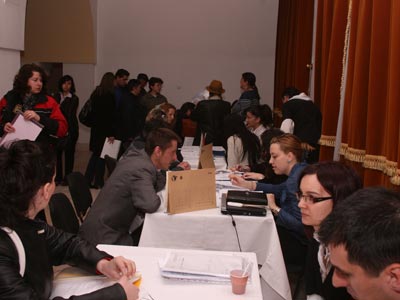 Peste 2.000 de brașoveni au devenit șomeri în august 5 | MyTex.ro