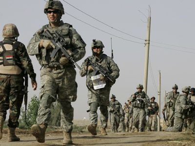 Mii de militari americani vor rămâne în Irak 5 | MyTex.ro